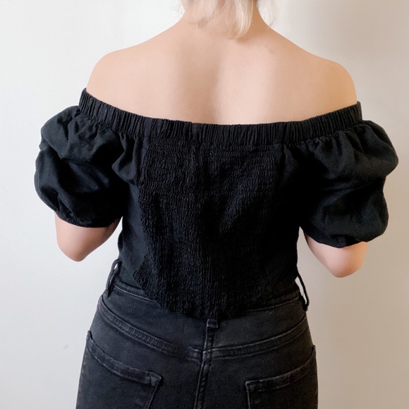 Off the shoulder crop top - Picture 2 of 5